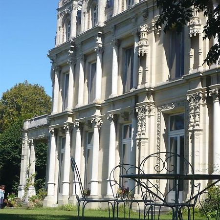 Chateau De La Madeleine Bed & Breakfast Pressagny l'Orgueilleux ภายนอก รูปภาพ