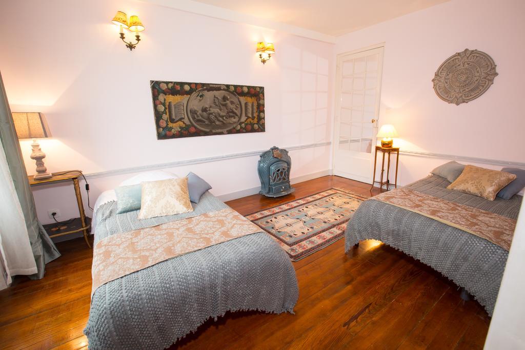 Chateau De La Madeleine Bed & Breakfast Pressagny l'Orgueilleux ภายนอก รูปภาพ