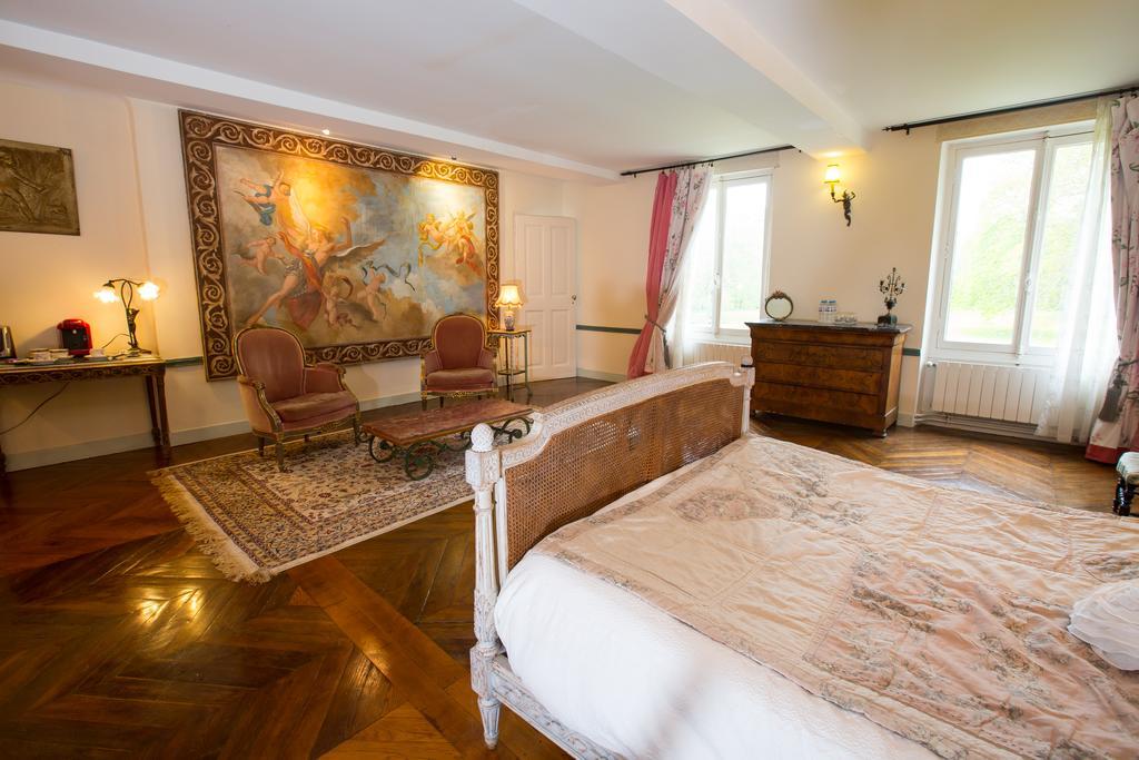 Chateau De La Madeleine Bed & Breakfast Pressagny l'Orgueilleux ภายนอก รูปภาพ