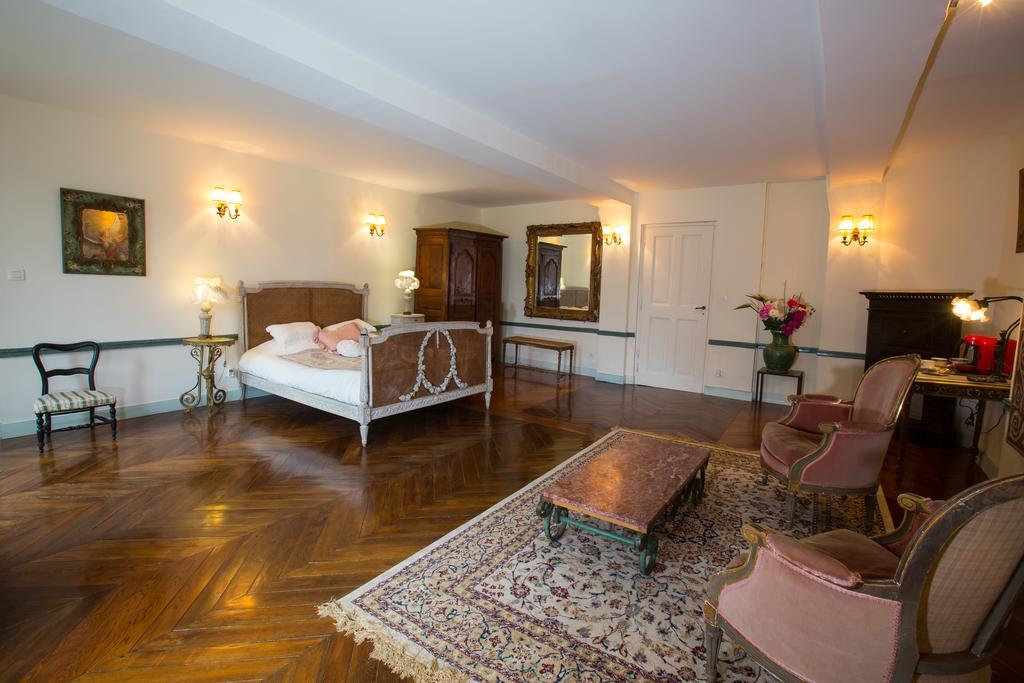 Chateau De La Madeleine Bed & Breakfast Pressagny l'Orgueilleux ภายนอก รูปภาพ