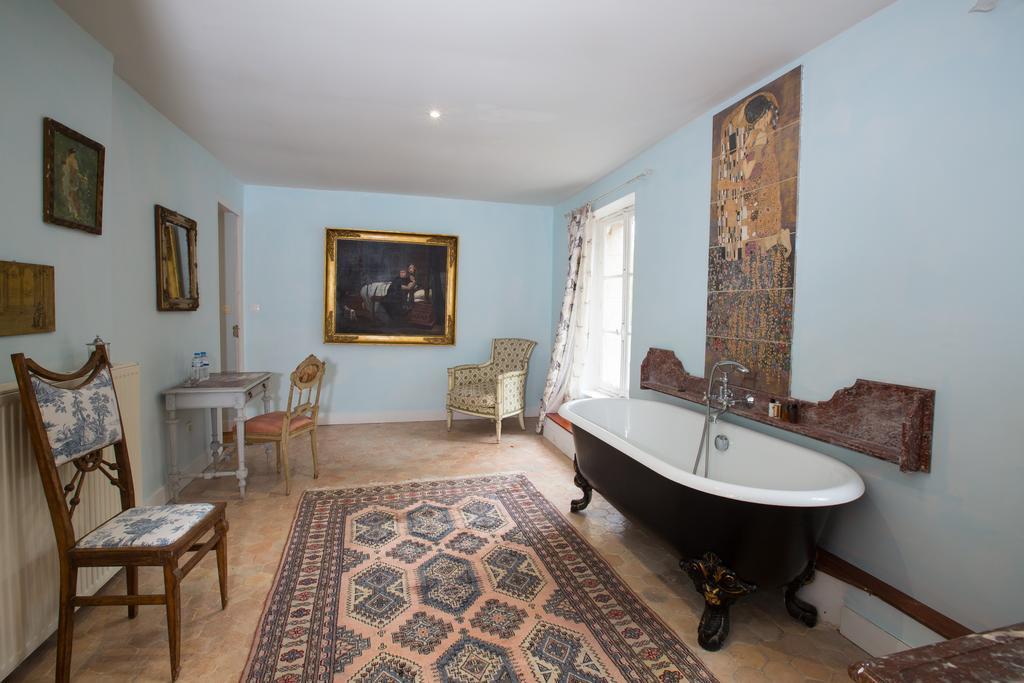 Chateau De La Madeleine Bed & Breakfast Pressagny l'Orgueilleux ภายนอก รูปภาพ