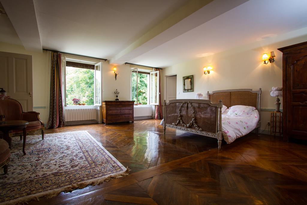 Chateau De La Madeleine Bed & Breakfast Pressagny l'Orgueilleux ภายนอก รูปภาพ